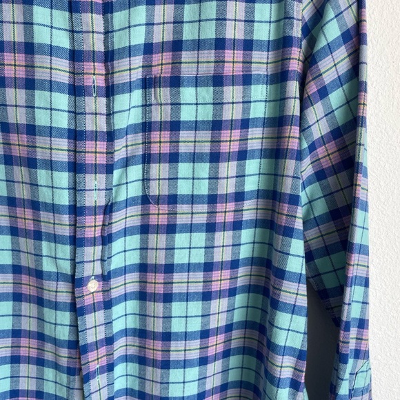 Vineyard Vines Men’s button down shirt‎ - Picture 3 of 6